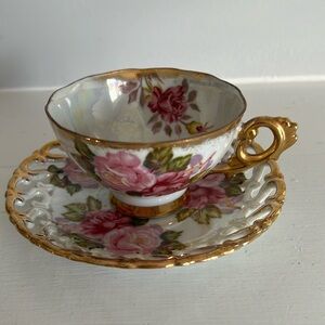 Royal Sealy China Teacup and Saucer Iridescent Luster Pink Roses Gold Trim